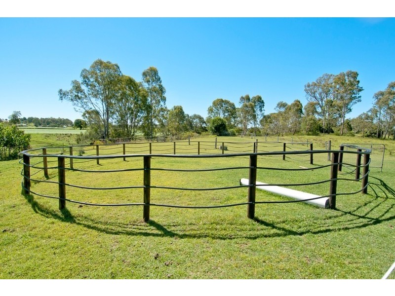 Logan Village QLD 4207