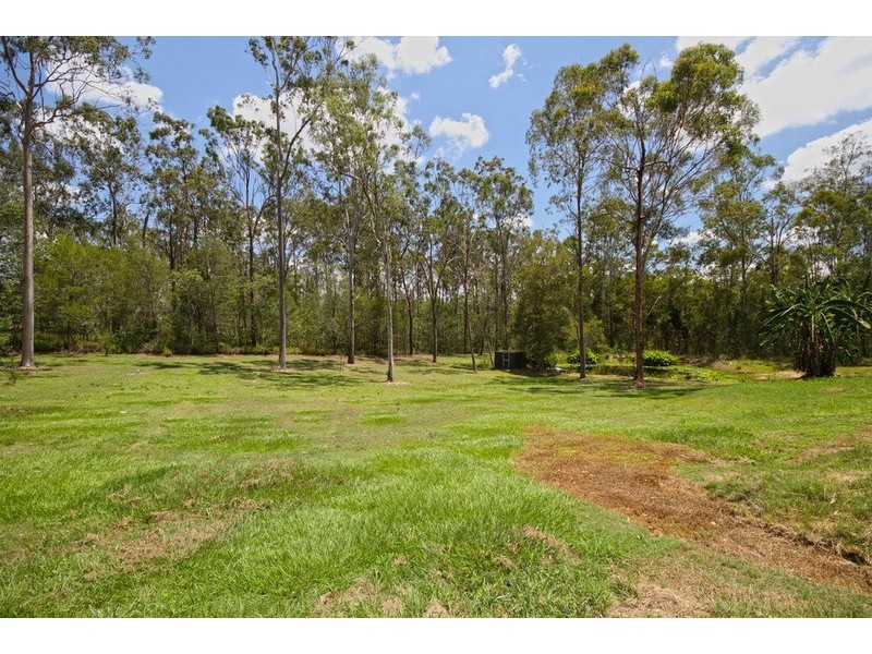159-161 Clifton Drive, North Maclean QLD 4280