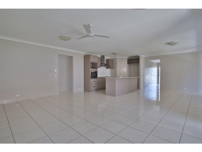 8 Sunrise Place, Jimboomba QLD 4280