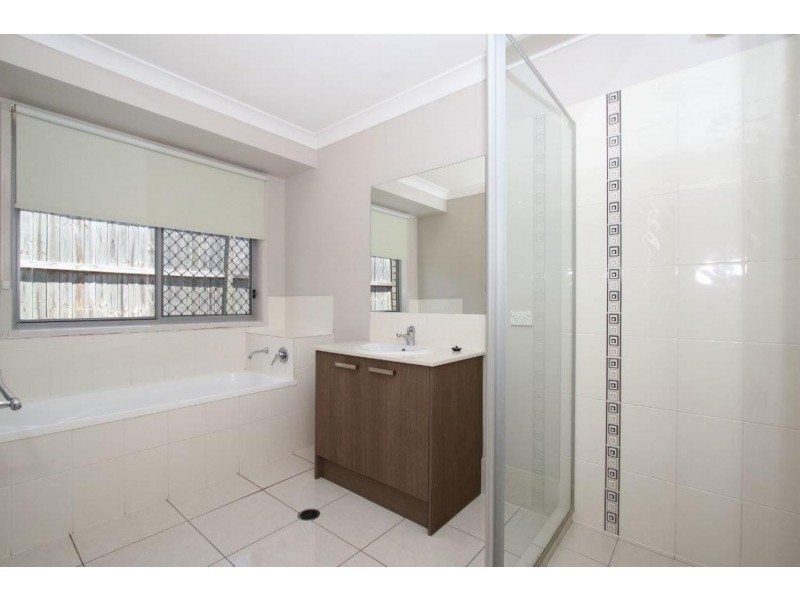 8 Sunrise Place, Jimboomba QLD 4280