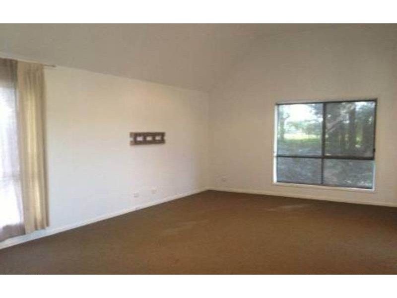 11  Walker Road, Gleneagle QLD 4285