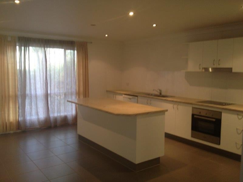 11  Walker Road, Gleneagle QLD 4285