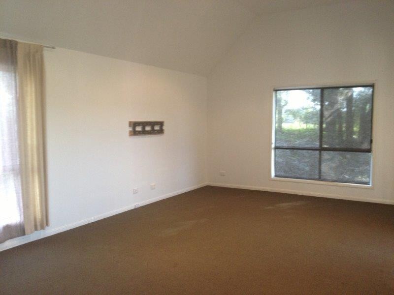 11  Walker Road, Gleneagle QLD 4285