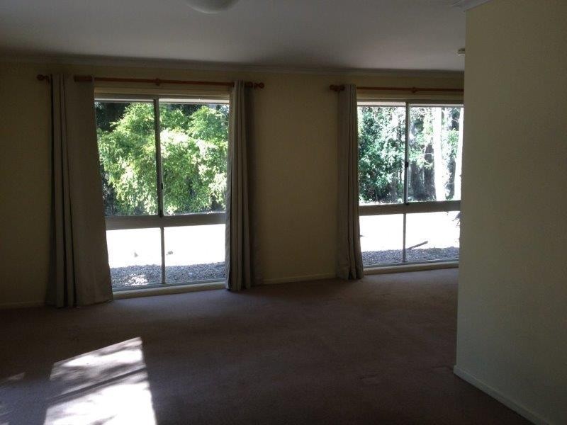 285 Clifton Drive, North Maclean QLD 4280