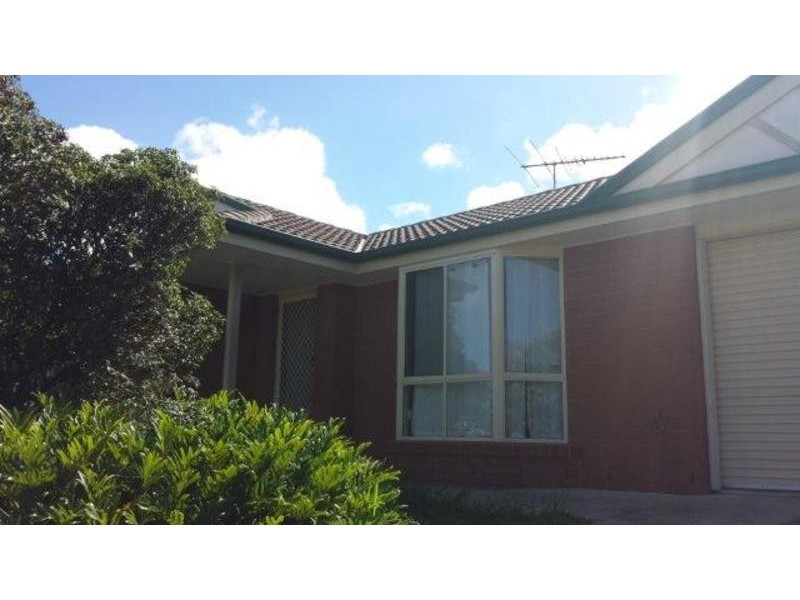 6 Park Close, Hillcrest QLD 4118