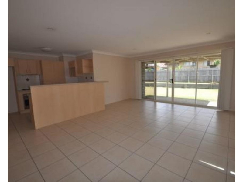 19 Hurst Street, Crestmead QLD 4132