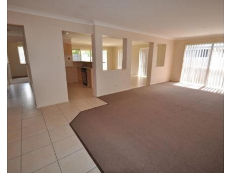 19 Hurst Street, Crestmead QLD 4132