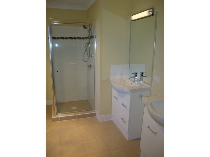 2 Prince Of Wales Court, Jimboomba QLD 4280