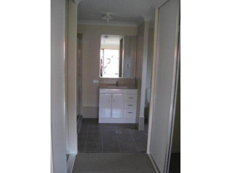 18 Howard Street, Yarrabilba QLD 4207