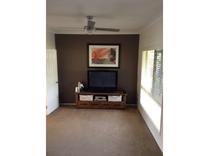 1 Pink Myrtle Court, Jimboomba QLD 4280