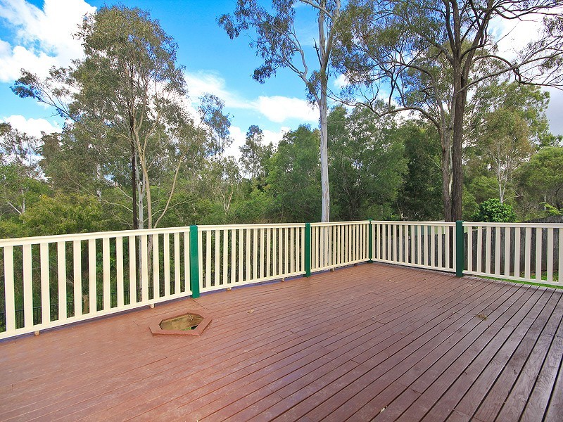 62 Loane Drive, Edens Landing QLD 4207