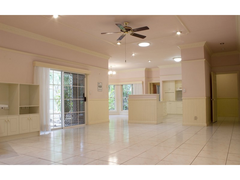 77 Executive Drive, Park Ridge QLD 4125