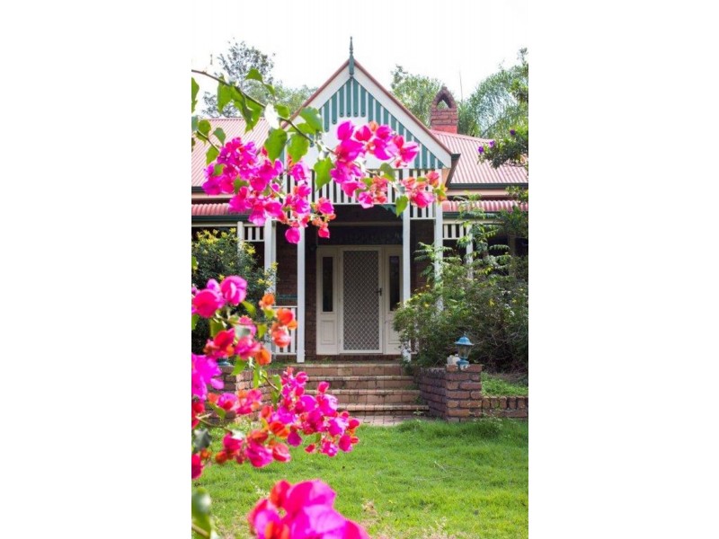 77 Executive Drive, Park Ridge QLD 4125