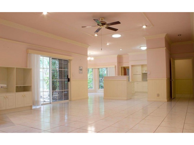 77 Executive Drive, Park Ridge QLD 4125