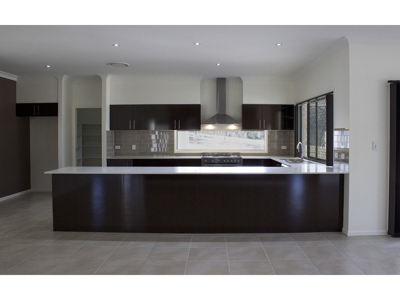430 Peppertree Drive, Jimboomba QLD 4280