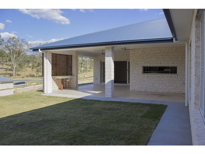 430 Peppertree Drive, Jimboomba QLD 4280
