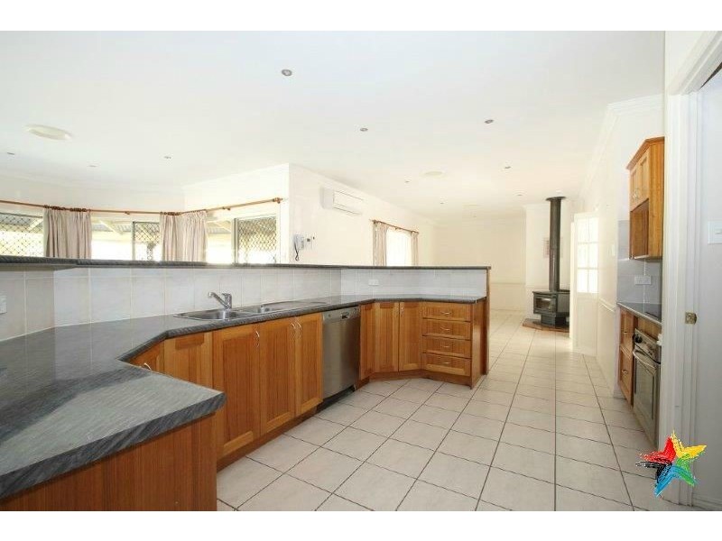 28 Holyman Court, Jimboomba QLD 4280