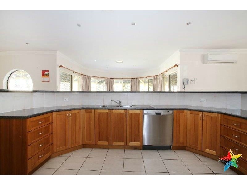 28 Holyman Court, Jimboomba QLD 4280