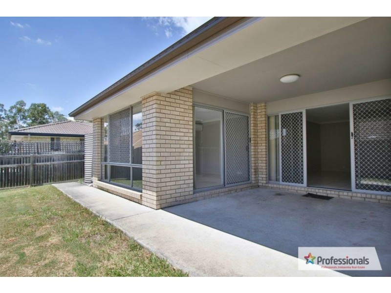 8 Sunrise Place, Jimboomba QLD 4280