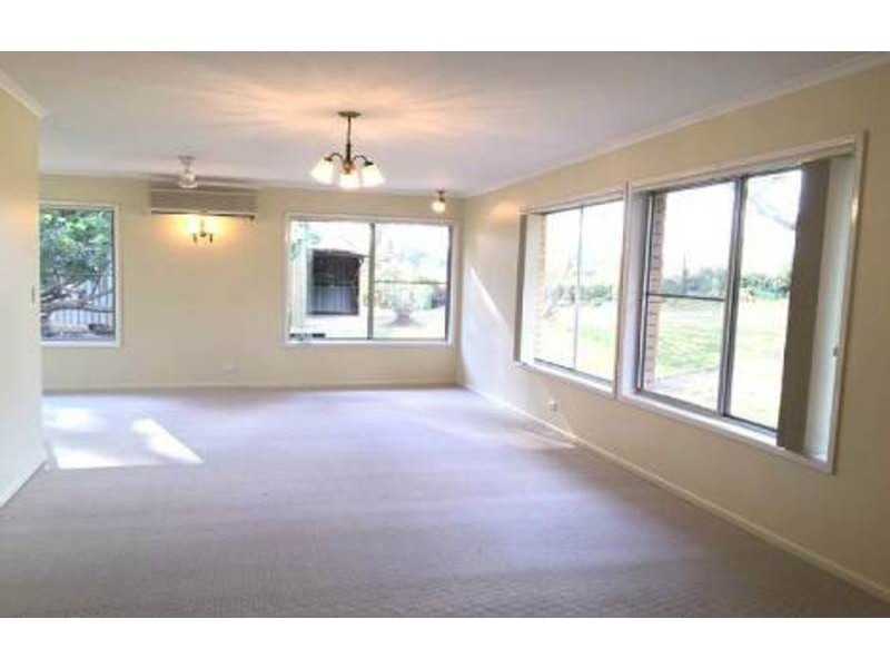 42-44 Beryl Parade, North Maclean QLD 4280