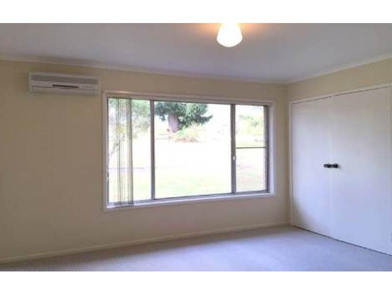 42-44 Beryl Parade, North Maclean QLD 4280