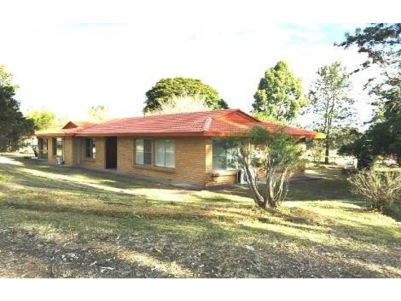 42-44 Beryl Parade, North Maclean QLD 4280