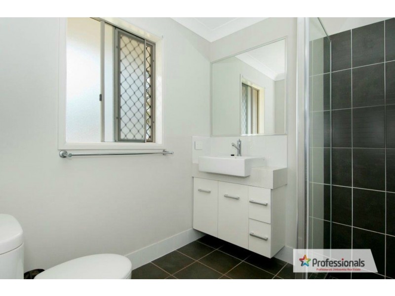 27-31 Foxtail Court, Woodhill QLD 4285