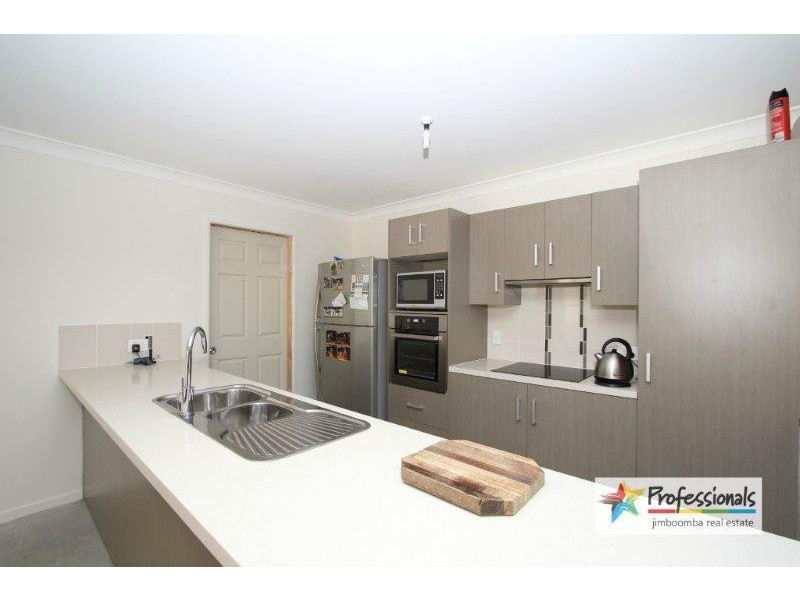 129 Carrigan Way, Gleneagle QLD 4285