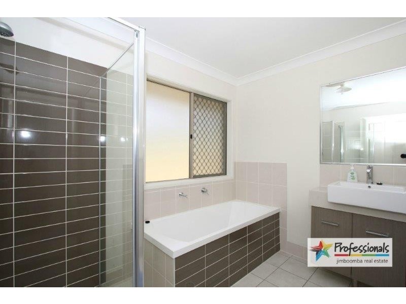 129 Carrigan Way, Gleneagle QLD 4285