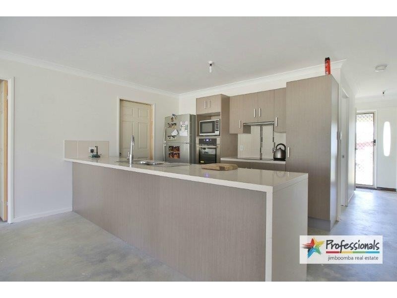 129 Carrigan Way, Gleneagle QLD 4285