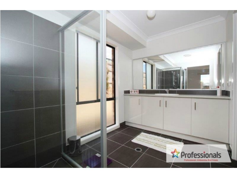 22 Ridgecrest Drive, Jimboomba QLD 4280