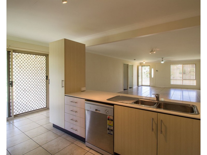 1 Corona Court, Gleneagle QLD 4285