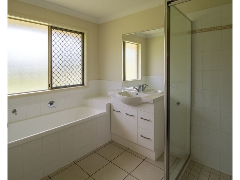 1 Corona Court, Gleneagle QLD 4285