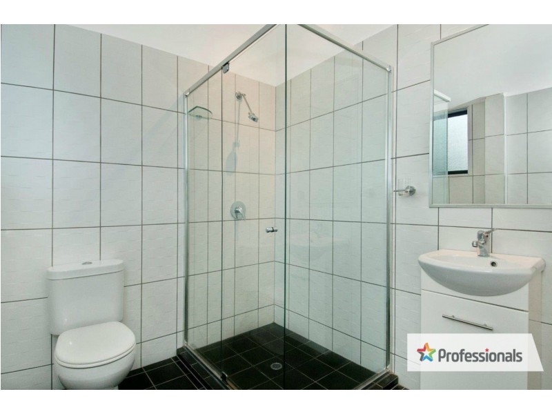 226 Bamboo Drive, Woodhill QLD 4285