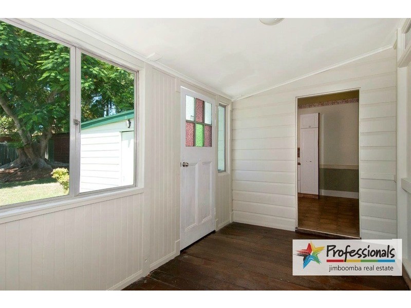 9 Duckett Street, Beaudesert QLD 4285