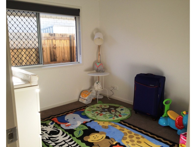 28 Coralina Crescent, Logan Reserve QLD 4133