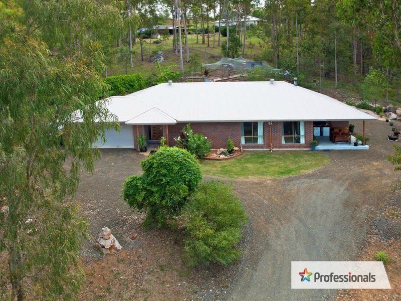 294 Bamboo Drive, Woodhill QLD 4285