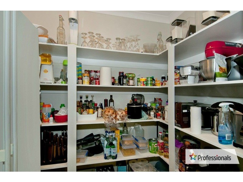 294 Bamboo Drive, Woodhill QLD 4285