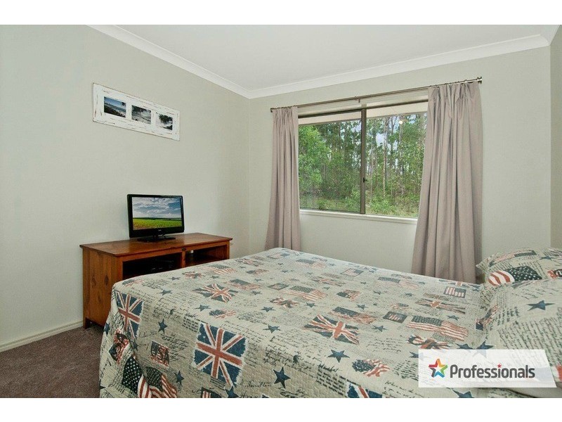 294 Bamboo Drive, Woodhill QLD 4285