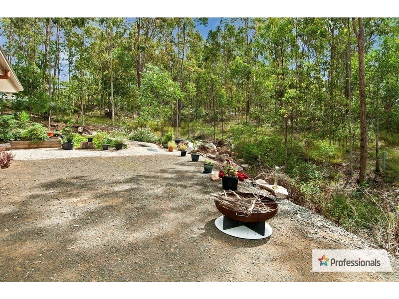 294 Bamboo Drive, Woodhill QLD 4285