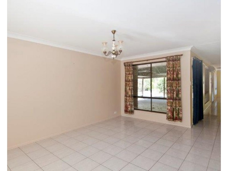 69 Brushwood Crescent, Cedar Grove QLD 4285