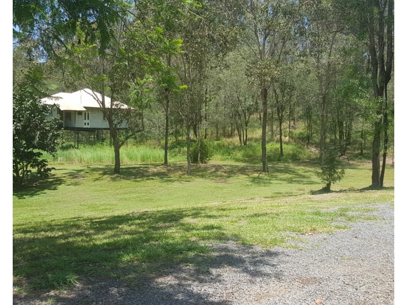 69 Brushwood Crescent, Cedar Grove QLD 4285