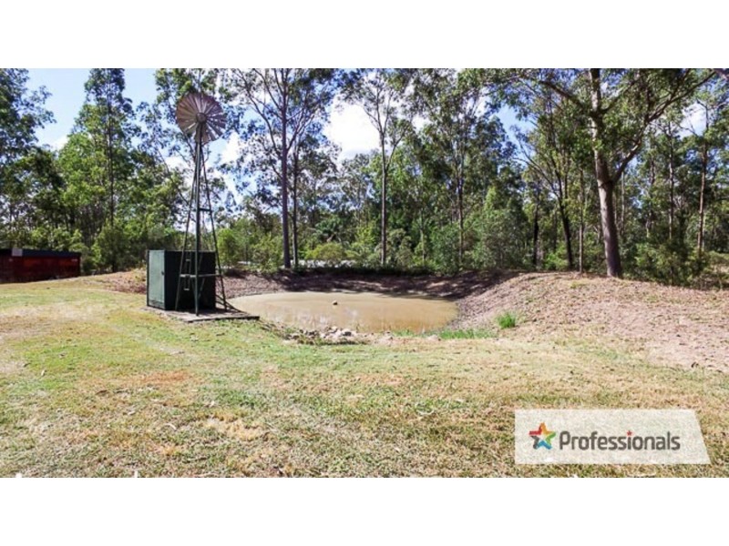 129 Bamboo Drive, Cedar Vale QLD 4285