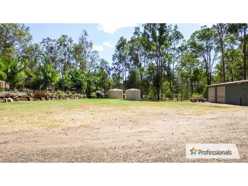 129 Bamboo Drive, Cedar Vale QLD 4285