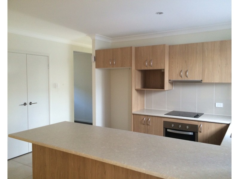 27 Reserve Road, Jimboomba QLD 4280