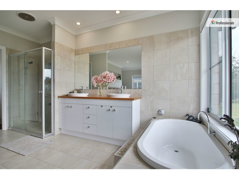 34 Ooah Circuit, Buccan QLD 4207