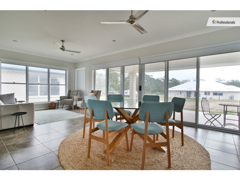 34 Ooah Circuit, Buccan QLD 4207
