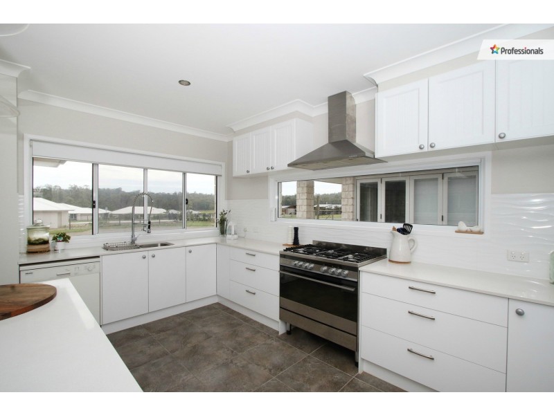 34 Ooah Circuit, Buccan QLD 4207