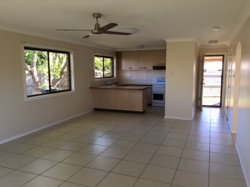 2/17 Buchanan Street, Beaudesert QLD 4285