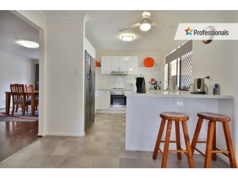 9 Birch Place, Cedar Grove QLD 4285